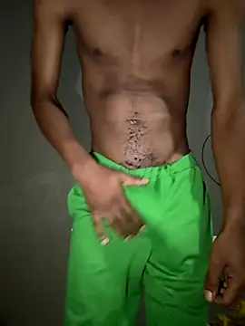 Snapshot of triplebeast chatting on October 2025 08:19:02 PM triplebeast online show from October 2025 08:19:02 PM