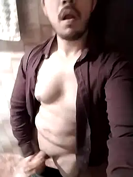 Snapshot of Man456545 chatting on February 2025 06:32:02 AM Man456545 online show from February 2025 06:32:02 AM