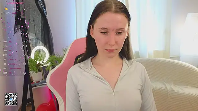 mon lola online show from February 2025 10:59:02 AM