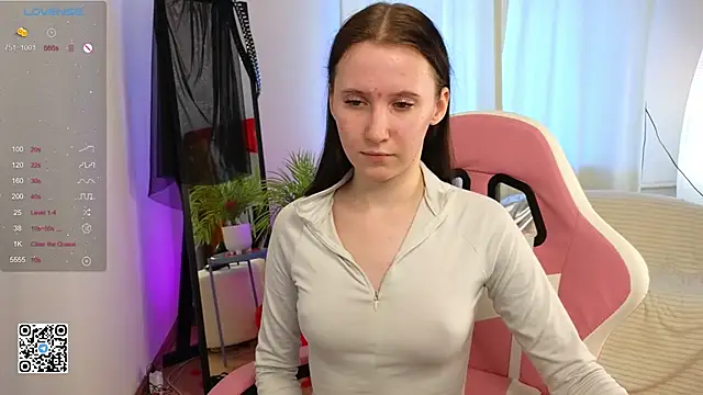 Snapshot of mon_lola chatting on February 2025 11:55:01 AM mon lola online show from February 2025 11:55:01 AM