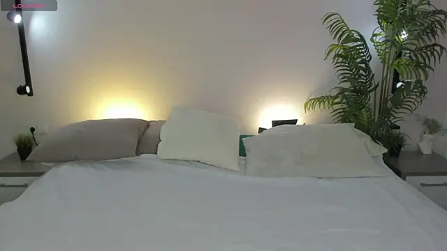 passi lover online show from October 2025 02:01:02 AM