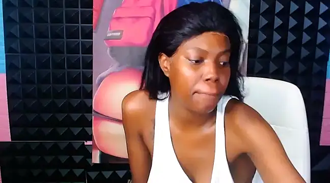 Snapshot of Ebonydivaxxx chatting on February 2025 07:01:02 AM Ebonydivaxxx online show from February 2025 07:01:02 AM