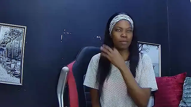 Snapshot of Ebonydivaxxx chatting on September 2025 06:23:01 AM Ebonydivaxxx online show from September 2025 06:23:01 AM