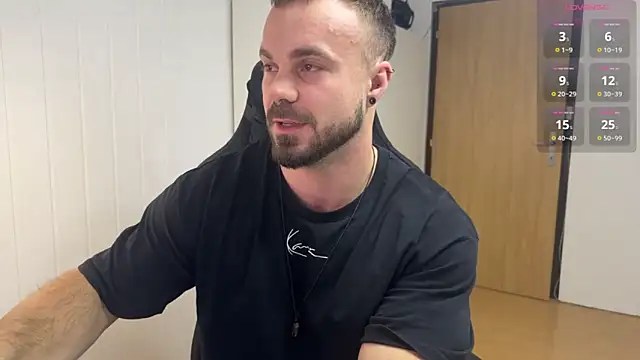 Snapshot of wannaseeyoursmile chatting on October 2025 11:22:02 AM wannaseeyoursmile online show from October 2025 11:22:02 AM