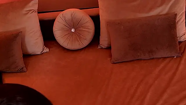 RubyLuxee online show from March 2026 05:50:01 AM