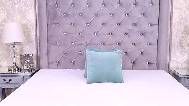 LexiRiley online show from September 2025 04:24:02 AM