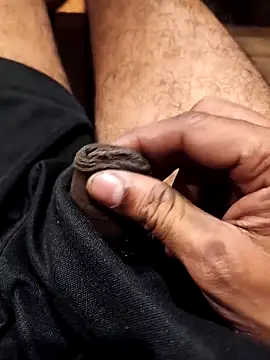 vannaaaa100 online show from December 2025 01:21:02 PM