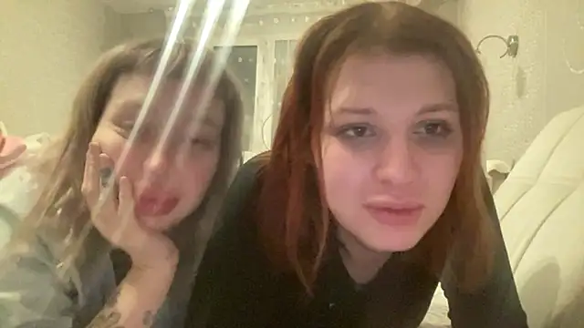 Gloryyaa online show from October 2025 06:54:02 PM