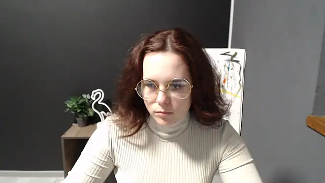 mini girly online show from February 2025 01:40:02 PM