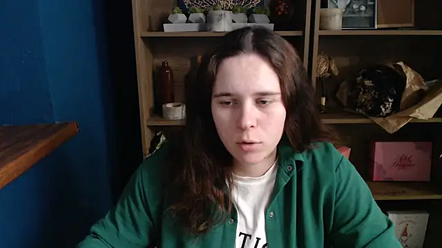 mini girly online show from October 2025 01:32:01 PM