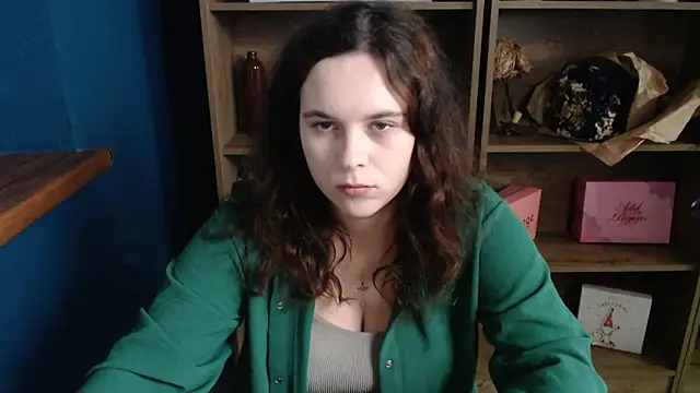 mini girly online show from October 2025 12:40:02 PM