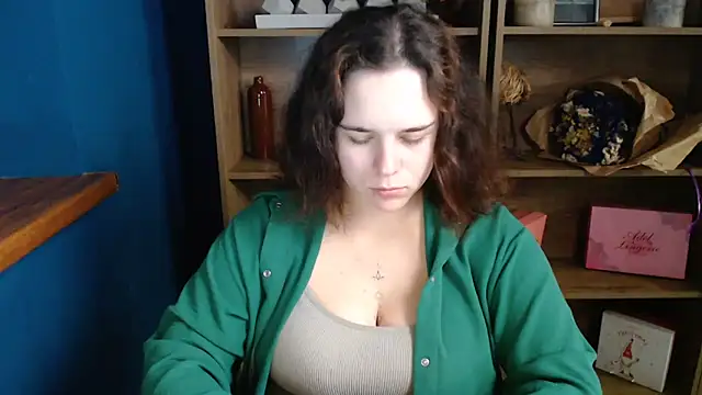 mini girly online show from October 2025 10:17:01 AM