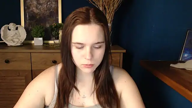 mini girly online show from November 2025 11:58:02 AM