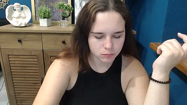 mini girly online show from September 2025 07:34:02 AM