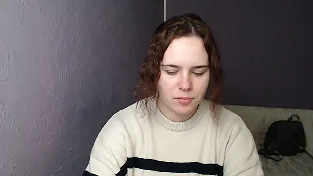 mini girly online show from February 2025 01:43:01 PM