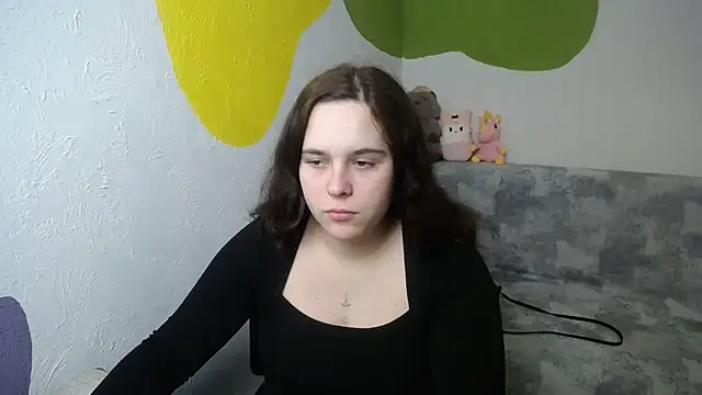 mini girly online show from November 2025 01:05:01 PM