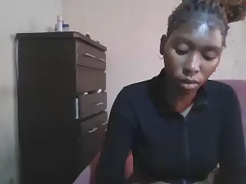 Hotdaily04 online show from October 2025 09:22:01 AM