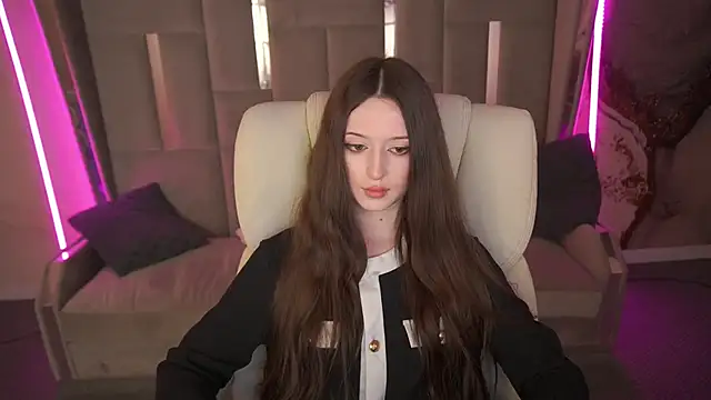 Marmeladkaaa online show from November 2025 02:17:01 PM