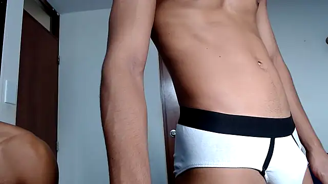 HOTLATINO2025 online show from March 2026 03:36:02 PM