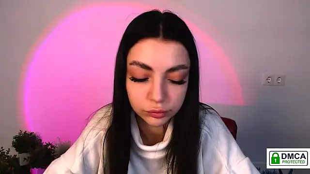 Lexi Jous online show from November 2025 01:25:01 PM