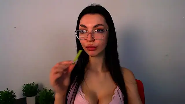 Snapshot of Lexi_Jous chatting on May 2026 12:20:01 PM Lexi Jous online show from May 2026 12:20:01 PM