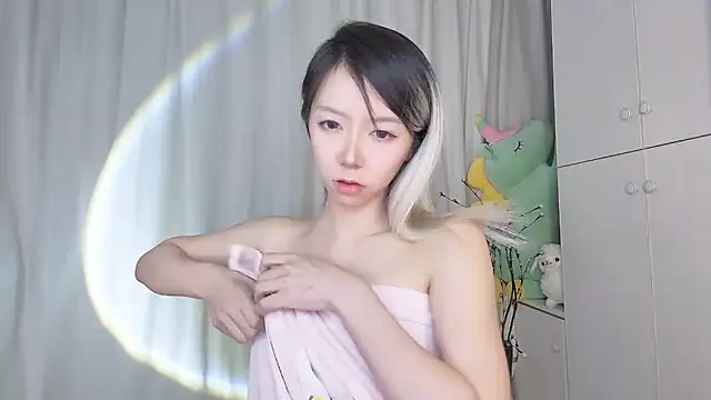 Snapshot of Ciri-CC chatting on March 2025 05:24:02 PM Ciri-CC online show from March 2025 05:24:02 PM