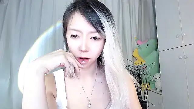 Snapshot of Ciri-CC chatting on February 2025 02:32:01 PM Ciri-CC online show from February 2025 02:32:01 PM