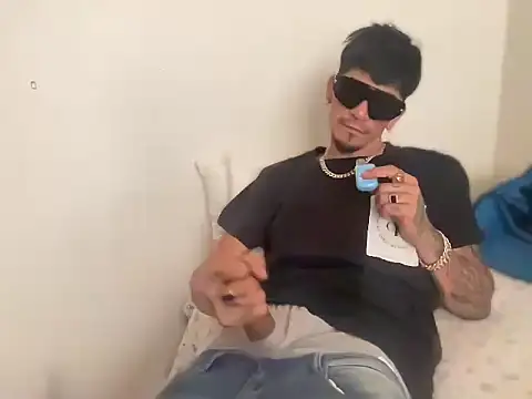 badboy366 online show from April 2026 03:35:02 PM