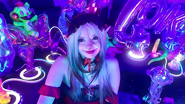 LaytonBox online show from March 2026 03:45:01 PM