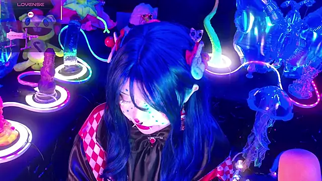 LaytonBox online show from February 2026 02:03:01 PM