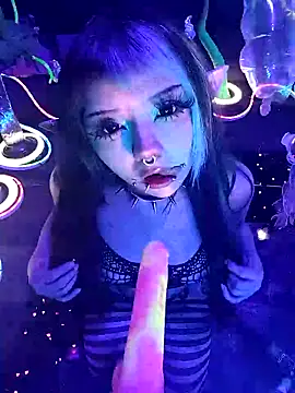 LaytonBox online show from February 2026 06:38:02 PM