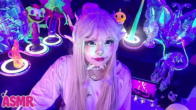 LaytonBox online show from February 2026 01:49:02 PM