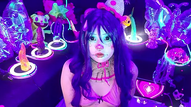 LaytonBox online show from February 2026 02:04:02 PM