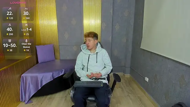 Axel tay online show from October 2025 03:49:01 AM