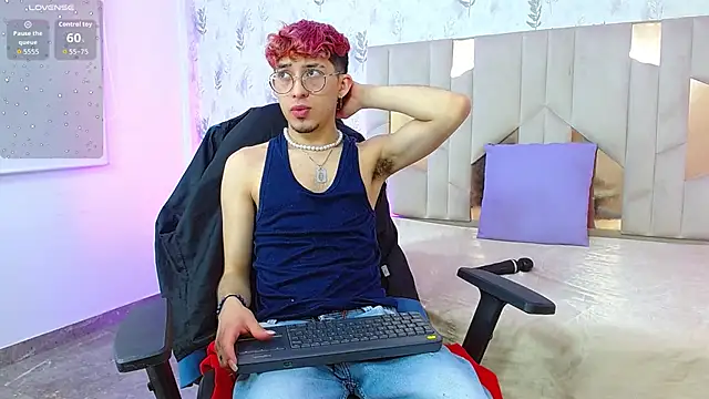 Axel tay online show from September 2025 03:23:02 AM
