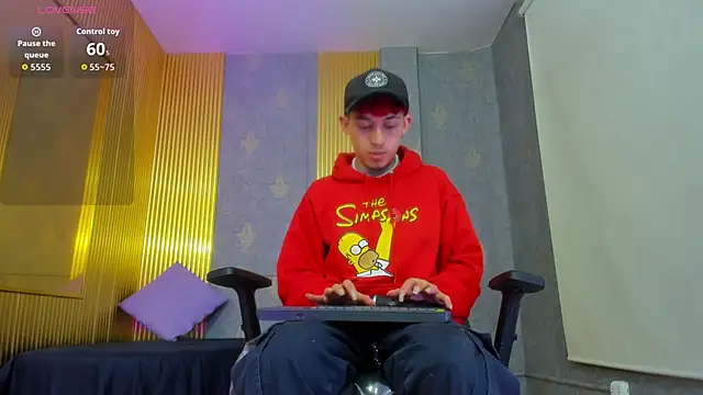 Axel tay online show from November 2025 03:42:02 AM