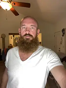 Snapshot of 32XRedBeard chatting on January 2025 05:23:01 PM 32XRedBeard online show from January 2025 05:23:01 PM