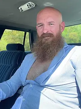 Snapshot of 32XRedBeard chatting on March 2025 05:11:02 PM 32XRedBeard online show from March 2025 05:11:02 PM