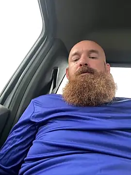 Snapshot of 32XRedBeard chatting on February 2025 01:21:02 PM 32XRedBeard online show from February 2025 01:21:02 PM