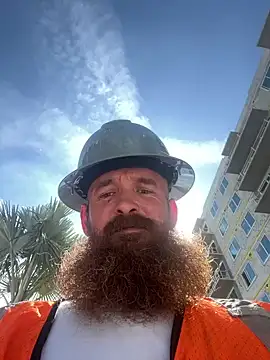 Snapshot of 32XRedBeard chatting on February 2025 06:37:01 PM 32XRedBeard online show from February 2025 06:37:01 PM