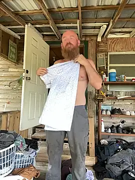 32XRedBeard online show from April 2026 08:43:01 PM