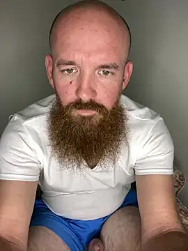 Snapshot of 32XRedBeard chatting on January 2025 05:27:02 PM 32XRedBeard online show from January 2025 05:27:02 PM