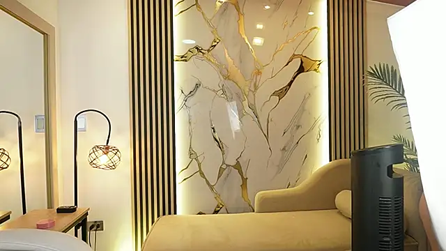 Emma Walkerr  online show from February 2026 07:11:02 PM