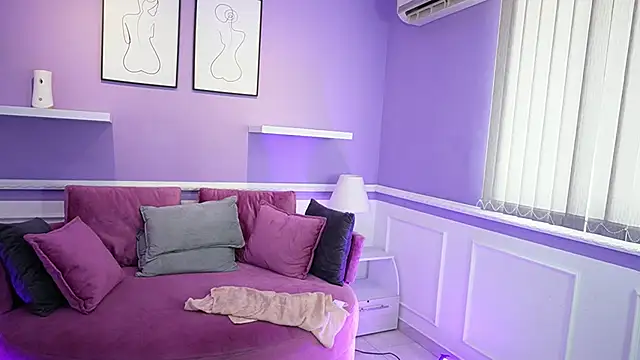 Snapshot of Emma_Walkerr_ chatting on March 2025 07:04:01 PM Emma Walkerr online show from March 2025 07:04:01 PM