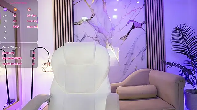 Emma Walkerr  online show from March 2026 07:07:02 PM