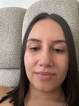 Jullya x online show from May 2026 08:16:02 PM
