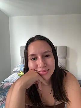 Jullya x online show from March 2026 03:54:01 PM