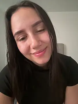 Jullya x online show from July 2026 10:28:02 PM
