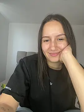 Jullya x online show from June 2026 09:34:01 PM