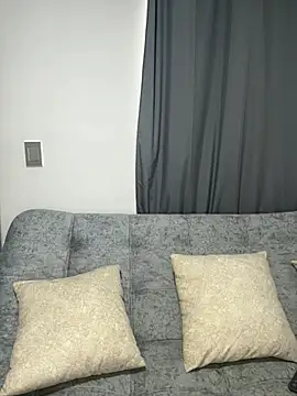 Jullya x online show from June 2026 08:32:01 PM